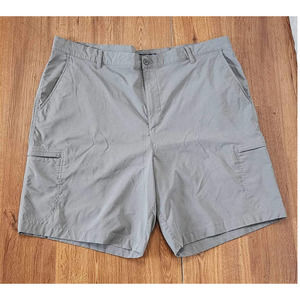 Chaps Ralph Lauren Golf 78 Flat Front Grey Size 42 Golf Shorts with Cargo Pocket